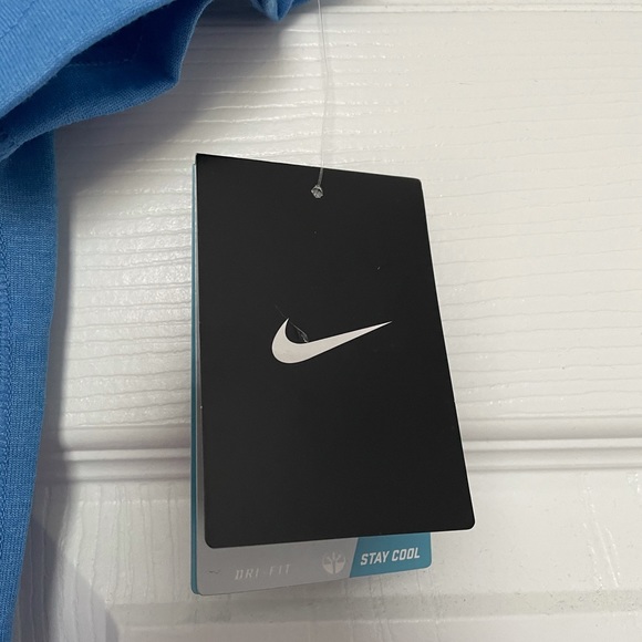 Nike Training Woman’s Dri-Fit Short Sleeve T-Shirt 💕 - Picture 8 of 9